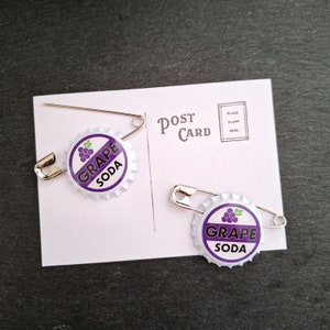Grape Soda Pin Ellie Badge Kronkorken UP Movie Brooch Club Mitglied