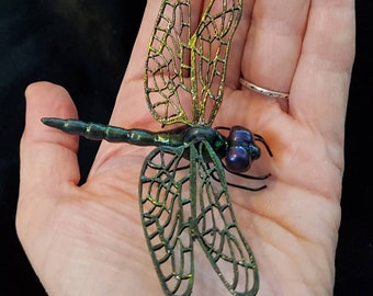 Realistic dragonfly sculpture,  iridescent colour-changing dragonfly model, Absolutely unique, Looks stunning in real life