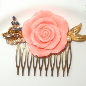 Peach Hair Comb, Rose Hairpiece, Upcycled Jewelry Comb, Peach Rose Comb,  Peach Wedding Jewelry, Coral Vintage Hair Comb,