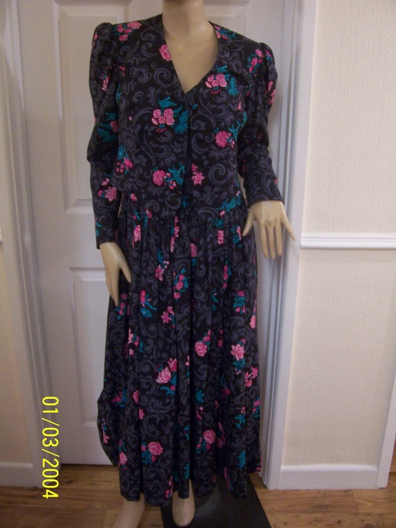 Laura Ashley Beautiful Authentic Vintage Event/Occ