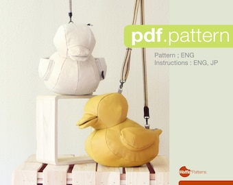 PDF Sewing Pattern for Rubber duck Accessory bag -Eendje- Novelty Plushie bag, Animal Shaped Bag, statement bag, digital download