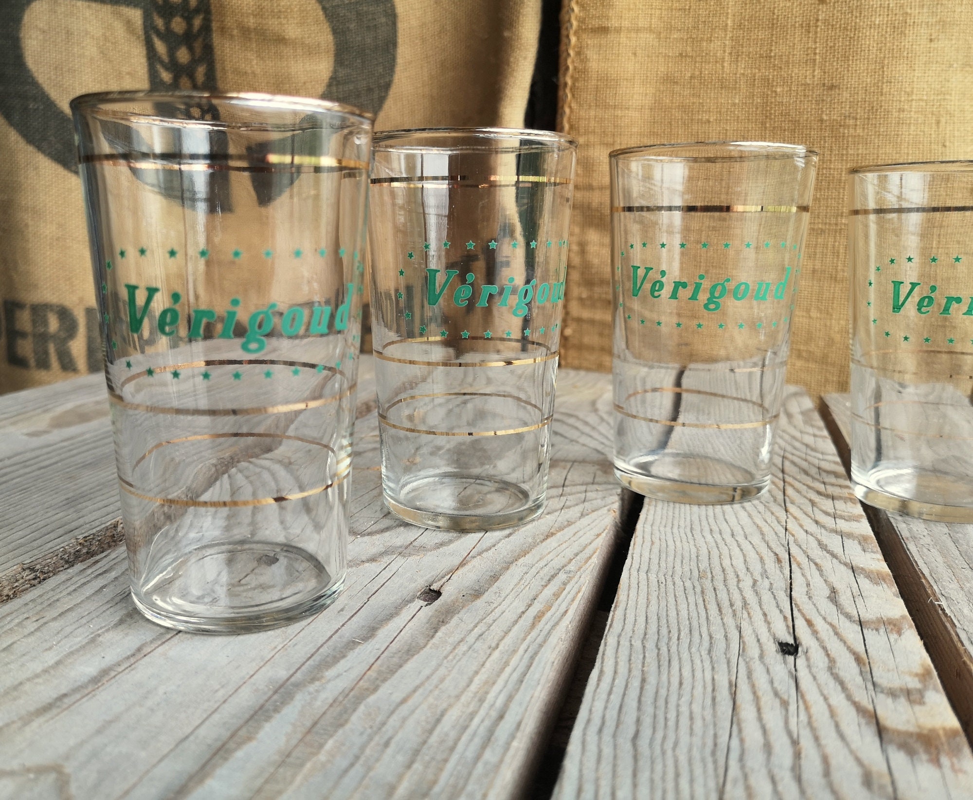 Lot de 8 Verres Droits Vérigoud Vintage avec Un Logo Vert et Dorure