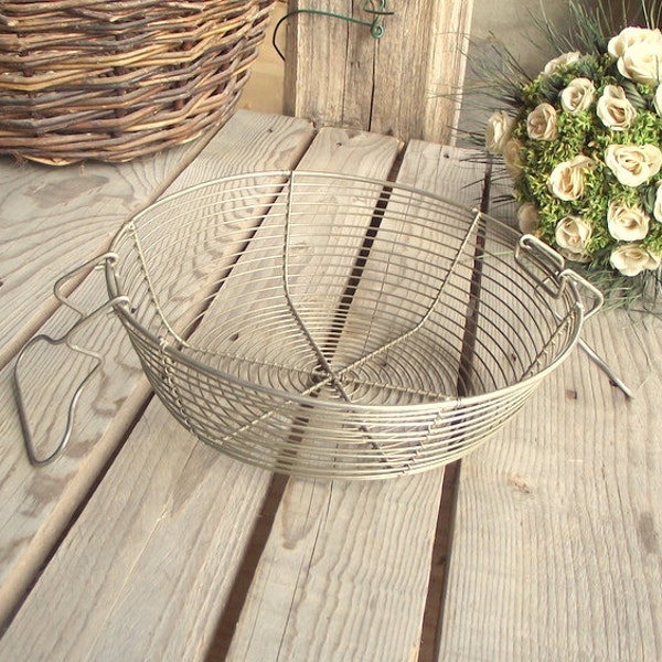 French Vintage Wire Basket - Egg Metal Basket - Fruit Metallic Bowl - French Countryside - Home Cottage Decor - Primitive Kitchen