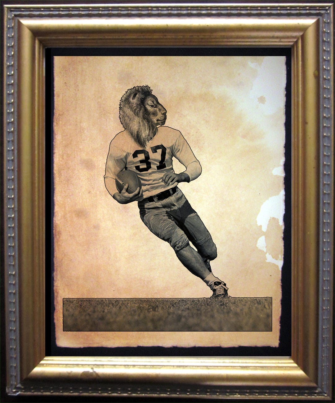 Lion Football Player ODU Monarch Detroit Lions Football Player Tea