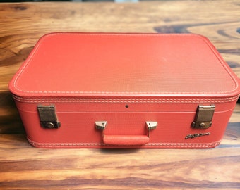 Lady Baltimore Vintage Suitcase Red, Antique Luggage, Retro Travel Case, Storage Trunk, Decorative Display