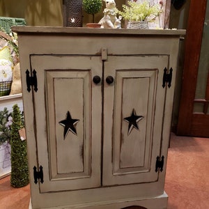 Handmade Rustic Jelly Cabinet: Primitive Star Door Farmhouse Style