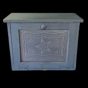 Handmade Rustic Bread Box: Tin Star Panel, Country Kitchen Decor