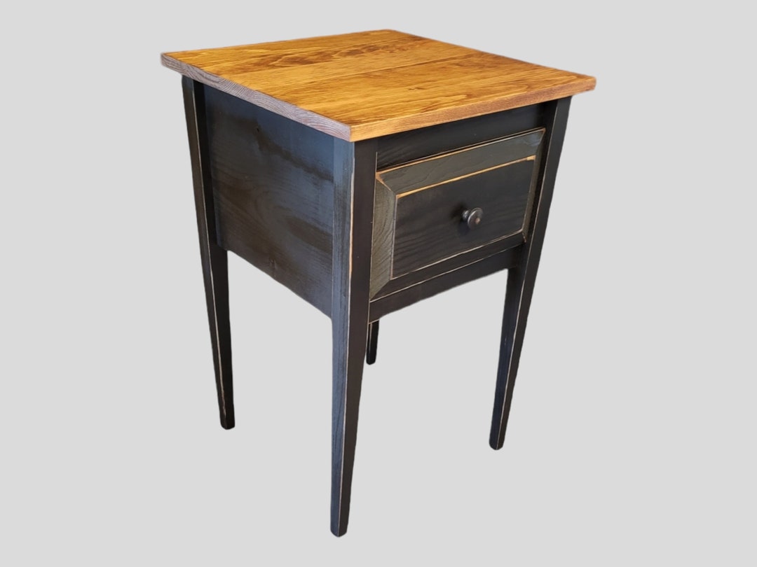 Rustic End Table / Primitive End Tables / Farmhouse Table Etsy