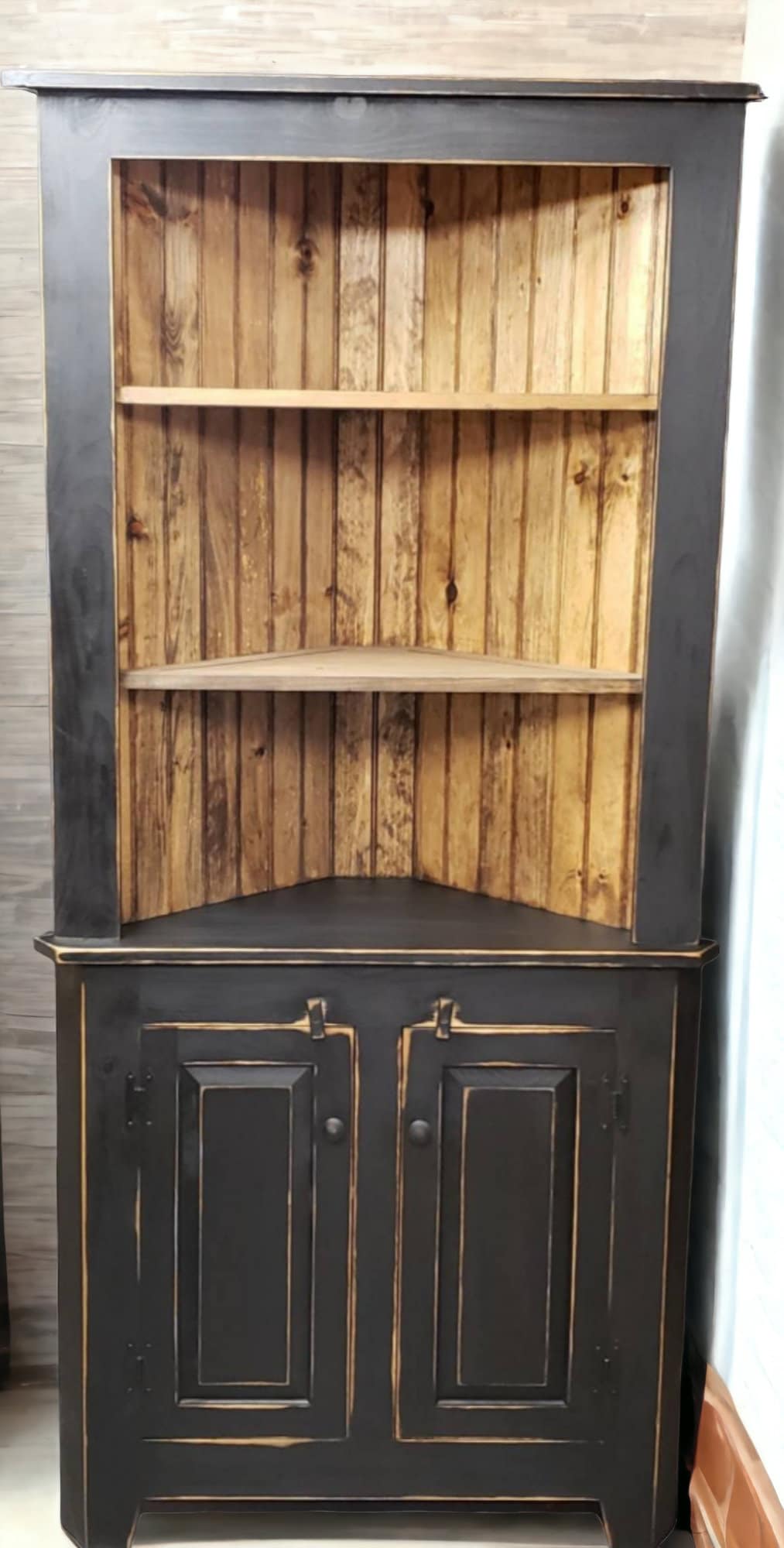 Rustic Solid Wood Corner Hutch: Farmhouse Display Cabinet for Kitchen, Dining Room & Storage