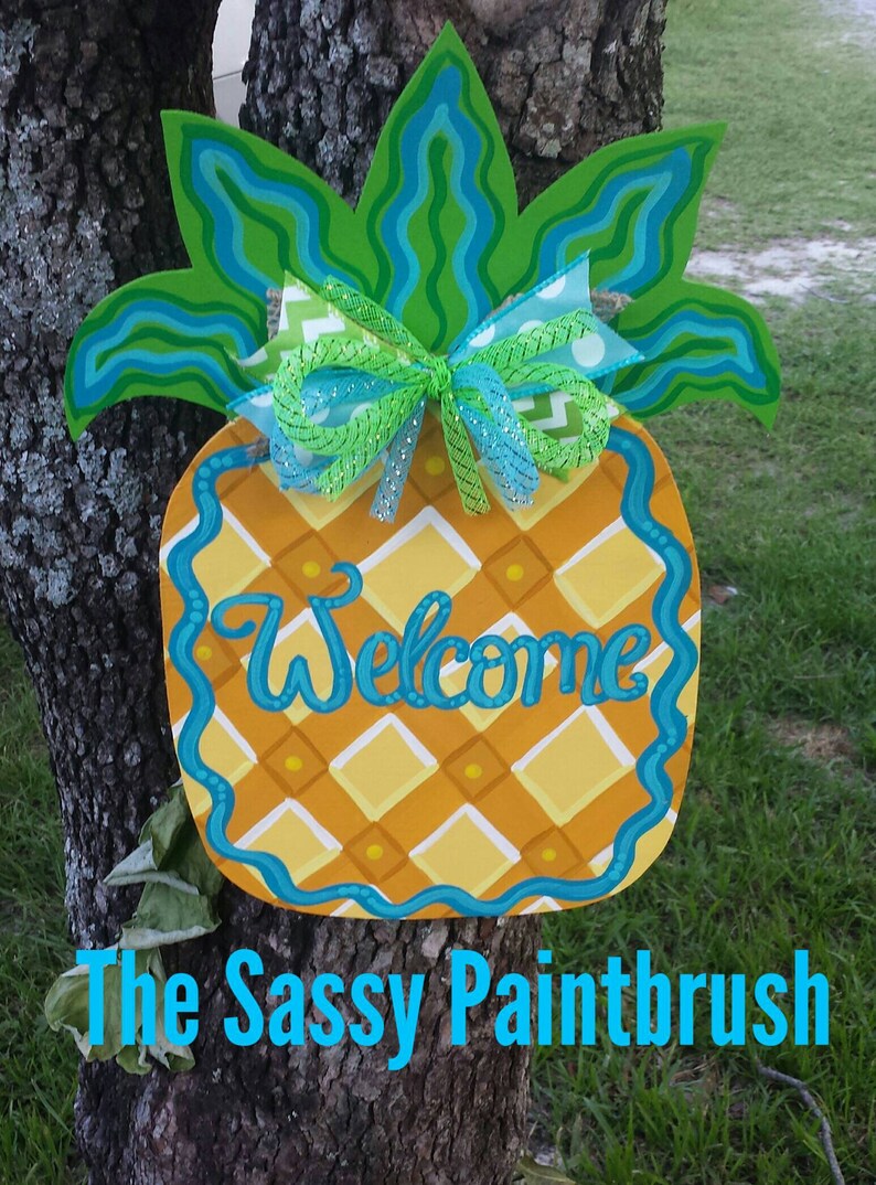 Pineapple door hanger family sign welcome sign hey y/'all sign