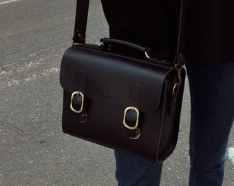 Handmade Leather Shoulder Bag Black,Black Shoulder Bag gift,Messenger bag gift for men,Briefcase Leather for men,Phone and document bag