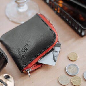 Cartera con cremallera de cuero hecha a mano, billetera de monedas, billetera con cremallera minimalista, billetera con media cremallera, billetera de cuero pequeña, billetera de cuero simple imagen 2