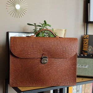 Leather brown Attache Minimal Briefcase Leather Portfolio Bag Folder Laptop Case Turtle-embossed Leather Bag  leather folder document holder