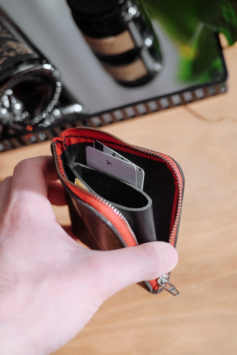 Cartera con cremallera de cuero hecha a mano, billetera de monedas, billetera con cremallera minimalista, billetera con media cremallera, billetera de cuero pequeña, billetera de cuero simple imagen 5