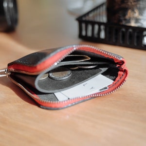 Cartera con cremallera de cuero hecha a mano, billetera de monedas, billetera con cremallera minimalista, billetera con media cremallera, billetera de cuero pequeña, billetera de cuero simple imagen 4