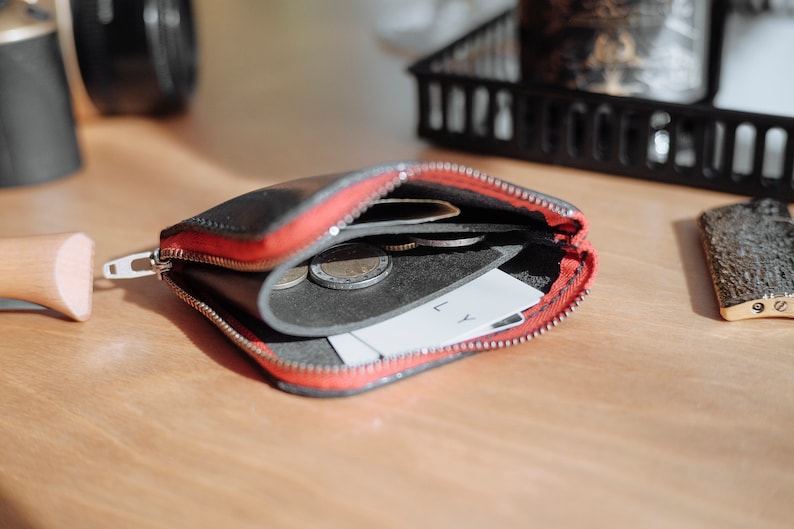 Cartera con cremallera de cuero hecha a mano, billetera de monedas, billetera con cremallera minimalista, billetera con media cremallera, billetera de cuero pequeña, billetera de cuero simple imagen 4