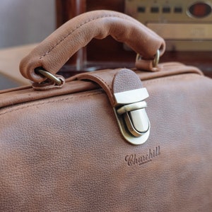 Mini Leather Doctor Bag, Doctor Style Bag, Leather Satchel, Gladstone Bag, Leather Sac Voyage, Medical Bag, Dulles Bag, Vintage Leather Bag Brown