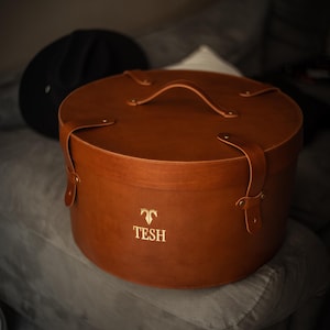 Leather Hat Box, Vintage Style Hat Box, Travel Hat Box, Train Case, Round Leather Handbag, Boho Style Hat Box