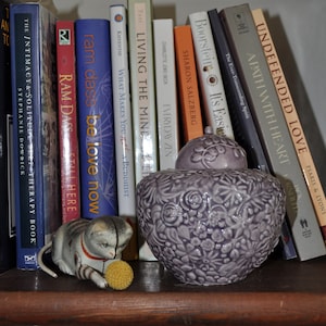 Lavender Pet Urn, Millefleurs Design Pet Urn, Purple Cat or Dog Urn for Cremation Ashes, Artist Made Urn, Pet Memorial Urn, Keepsake Urn