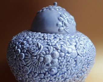 Large Flowers Pet Urn, Cat Burial Urn, Floral Dog Urn, Ceramic Dog Urn, Large Urn for Pet Ashes, Pet Cremation Urn, Pet Memorial Vessel