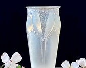 Authentic Signed R Lalique Ceylan Vase Opalescent Blue 1924 Model 905 Excellent Condition
