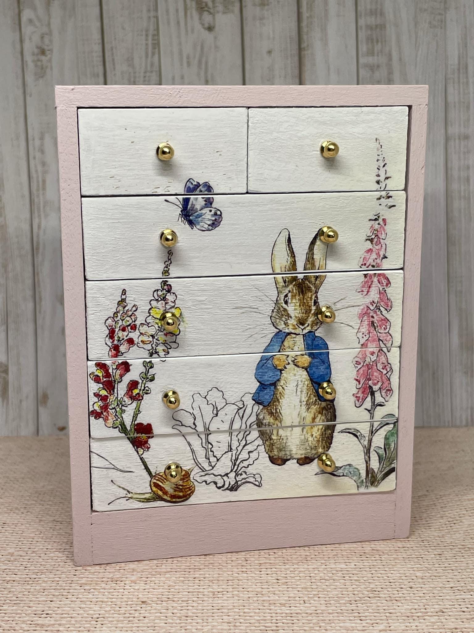 豪奢な rabbit Peter furniture 日本 Etsy - チェスト・キャビネット