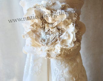 Curtain Burlap Tie Back with white rosette (pair)