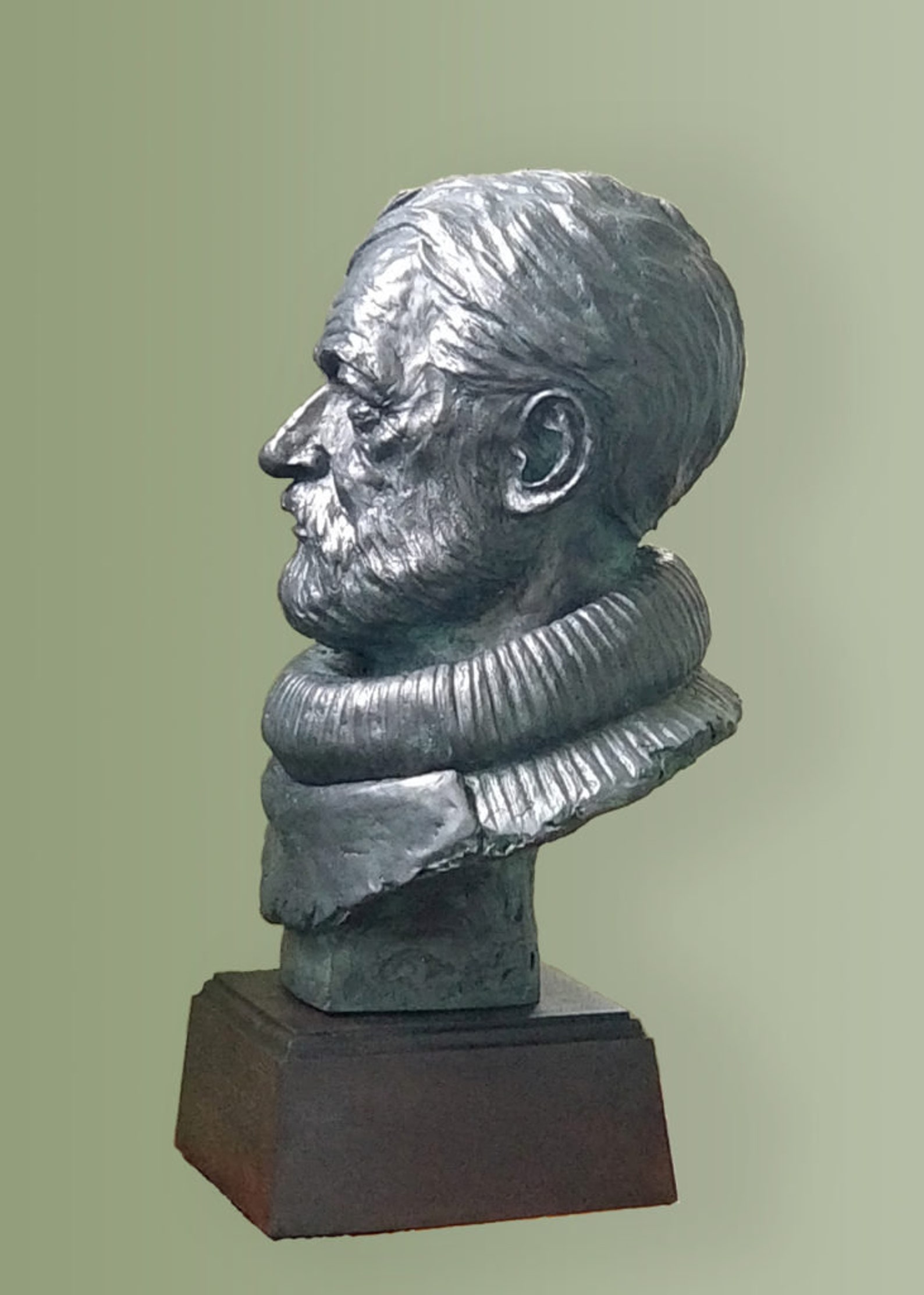 Bust of Ernest Hemingway Etsy
