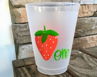 STRAWBERRY BIRTHDAY shatterproof frosted cups