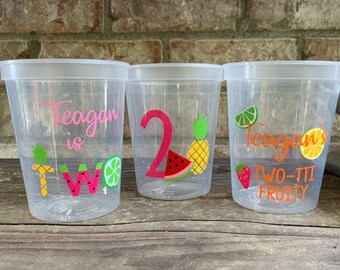 TWO-TTI FRUITY stadium party cups