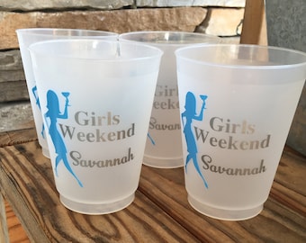 GIRLS WEEKEND frosted shatterproof party cups