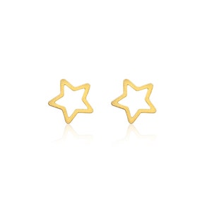 Gold Star Stud Earrings, 1 Pair, Star Post Earrings, Plated Star Studs,  Tiny Star Earrings, Dainty Star Post Earrings, Wholesale Earrings