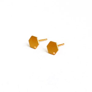 Gold Hexagon /  Raw Brass 1 Pair (2 pcs) Post Earring, Geometric Jewelry, Laser Cut, Jewelry Findings, Exclusive at Goldie Supplies
