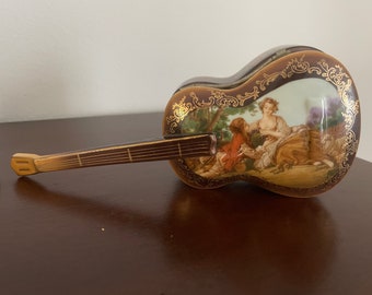 vintage LeGo guitar porcelain music box. JAPAN