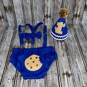 Milk and Cookies Birthday Outfit, Blue Cookie Cake Smash, Birthday Hat, Diaper Cover, Bow Tie, Suspenders, Cookies Cake Smash, Personalized