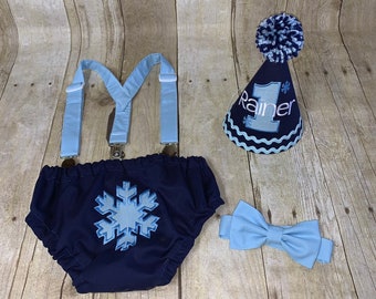 Boys Cake Smash Outfit - Winter ONEderland - Wonderland - Diaper Cover, Bow Tie,  Suspenders & Birthday Hat - Birthday Set First Birthday