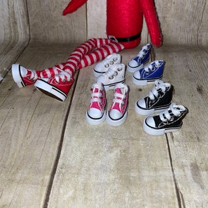 Elf and Doll Shoes, Sneakers