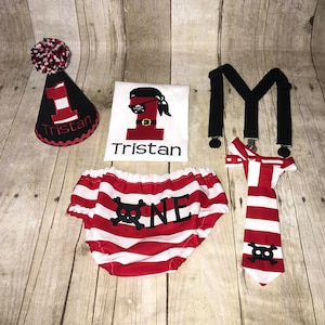 Boys Cake Smash Outfit, Pirate First Birthday Outfit, Diaper Cover, Hat, Shirt, Suspenders, for 1st Birthday, for boy, custom, personalized