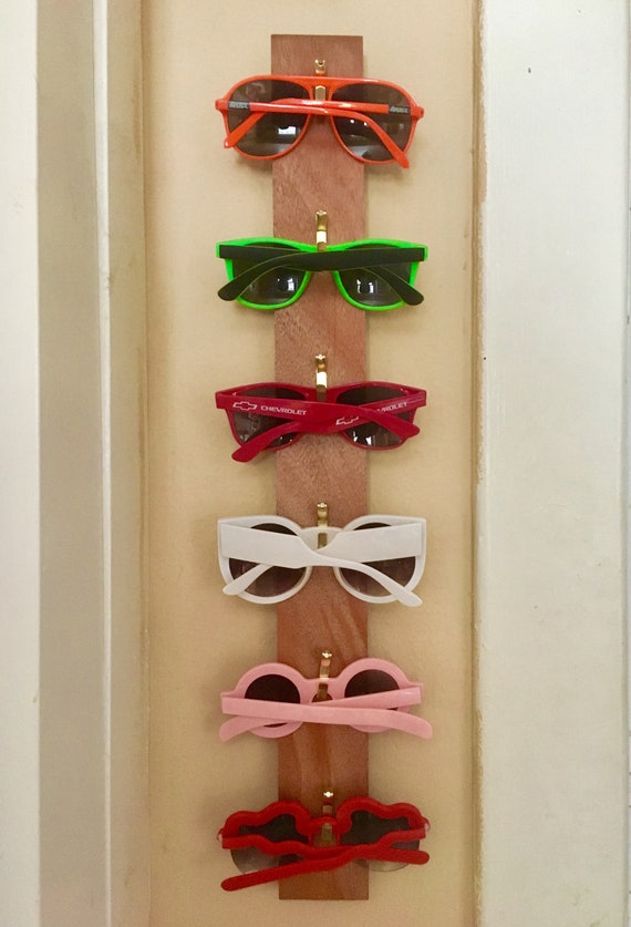 sunglasses rack