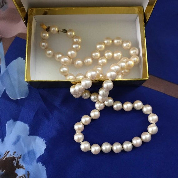 Vintage Marvella Faux Pearl Necklace Hidden Clasp 