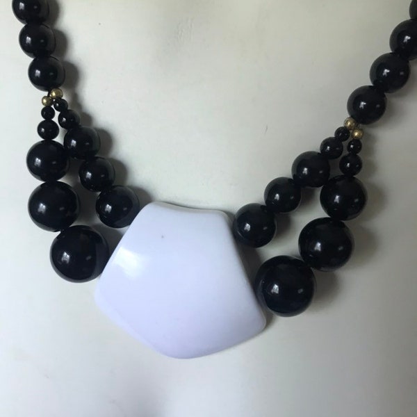 Vintage Genuine Lucite Mid-Century Beaded Geometric Necklace Rockabilly Accessories Black White