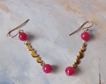 Pendientes largos de Rubí con lunas en Gold Filled 14K