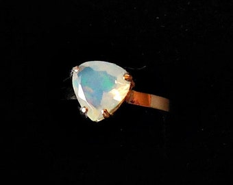 18 Karat (750/1000) Gold Ring, Welo Opal ring