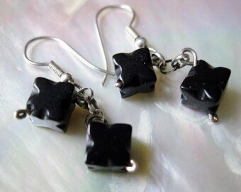 Boucles d&#39;oreilles d&#39;Onyx noir et Argent 925