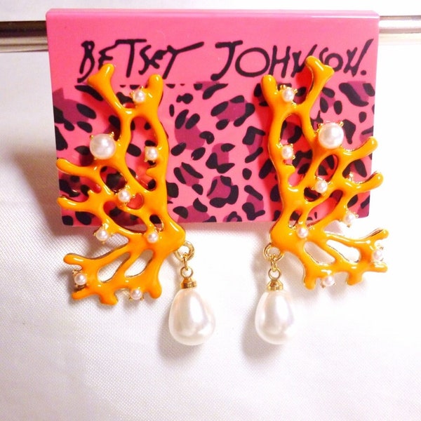 Betsey Johnson Faux Coral Earrings Enamel, Gold Plate & Faux Pearls NOS NWT Perfect Cond FREE Shipping M1452