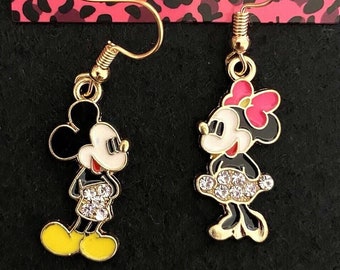 Betsey Johnson Mickey & Minnie Mouse Drop Earrings Crystals Cartoon Pierced Hooks Gold Plated NOS NWT Perfect Cond FREE Shipping M997