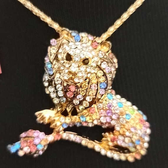 Betsey johnson hotsell lion necklace