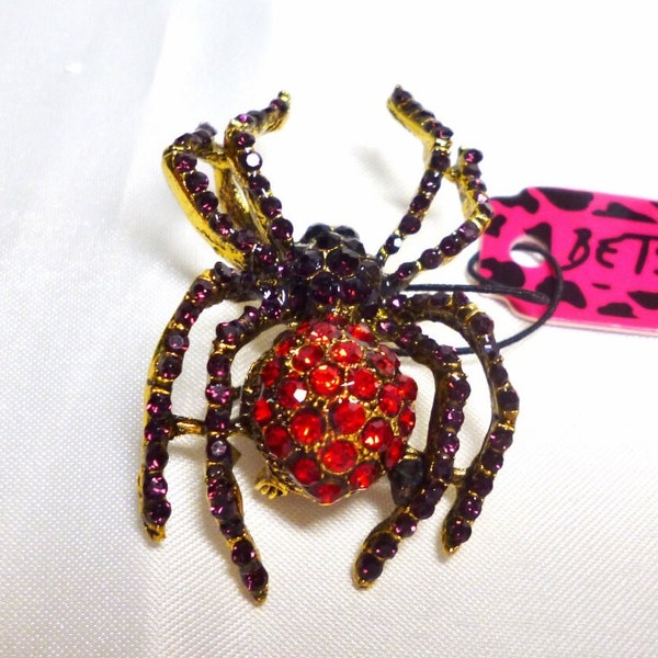 Betsey Johnson Red & Black Spider Pin / Pendant Crystals Gold Tone NOS NWT Perfect Cond FREE Shipping M1439