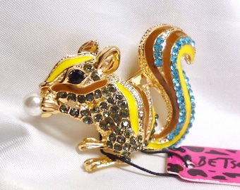 Betsey Johnson Squirrel Chipmunk Pin / Pendant Blue, Yellow & Brown Stripes, Crystals Faux Pearl Acorn NOS NWT Perfect Cond FREE Ship M1444