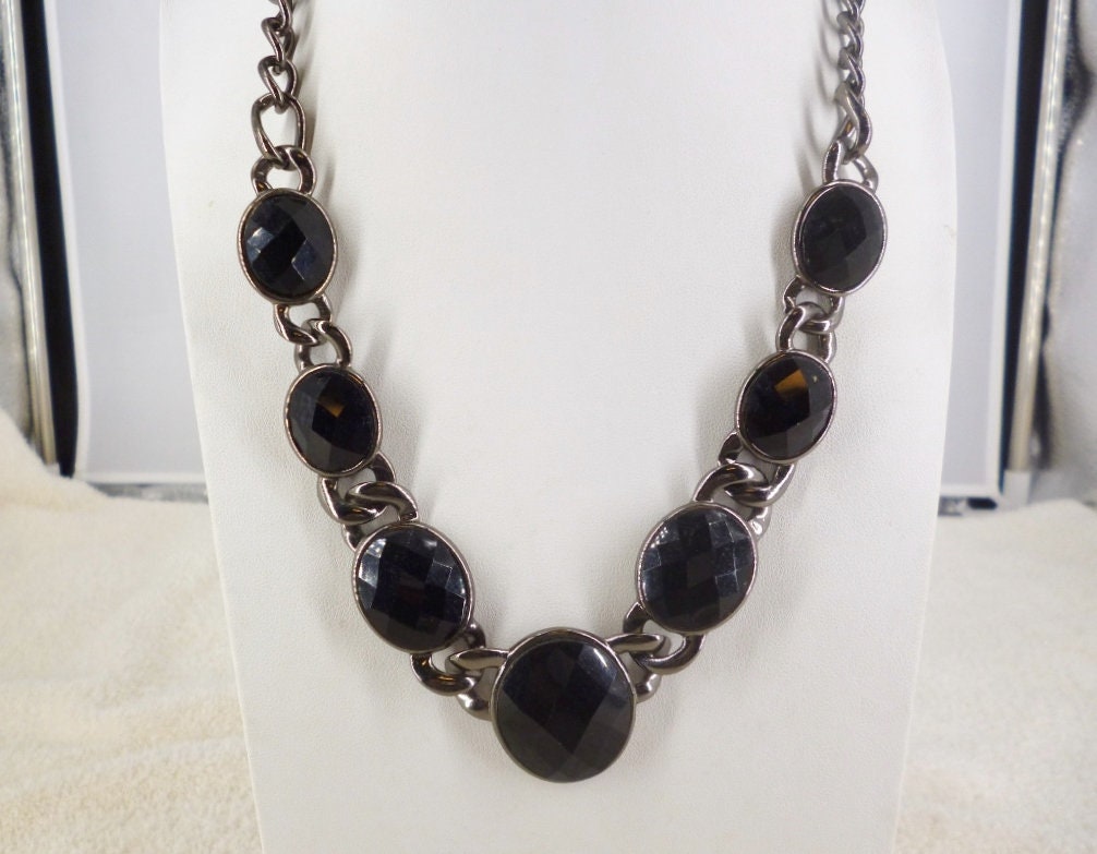 Trifari Black Bib Necklace Faceted Stones 20" Vintage 1990S Estate EUC FREE SHIPPING 19493
